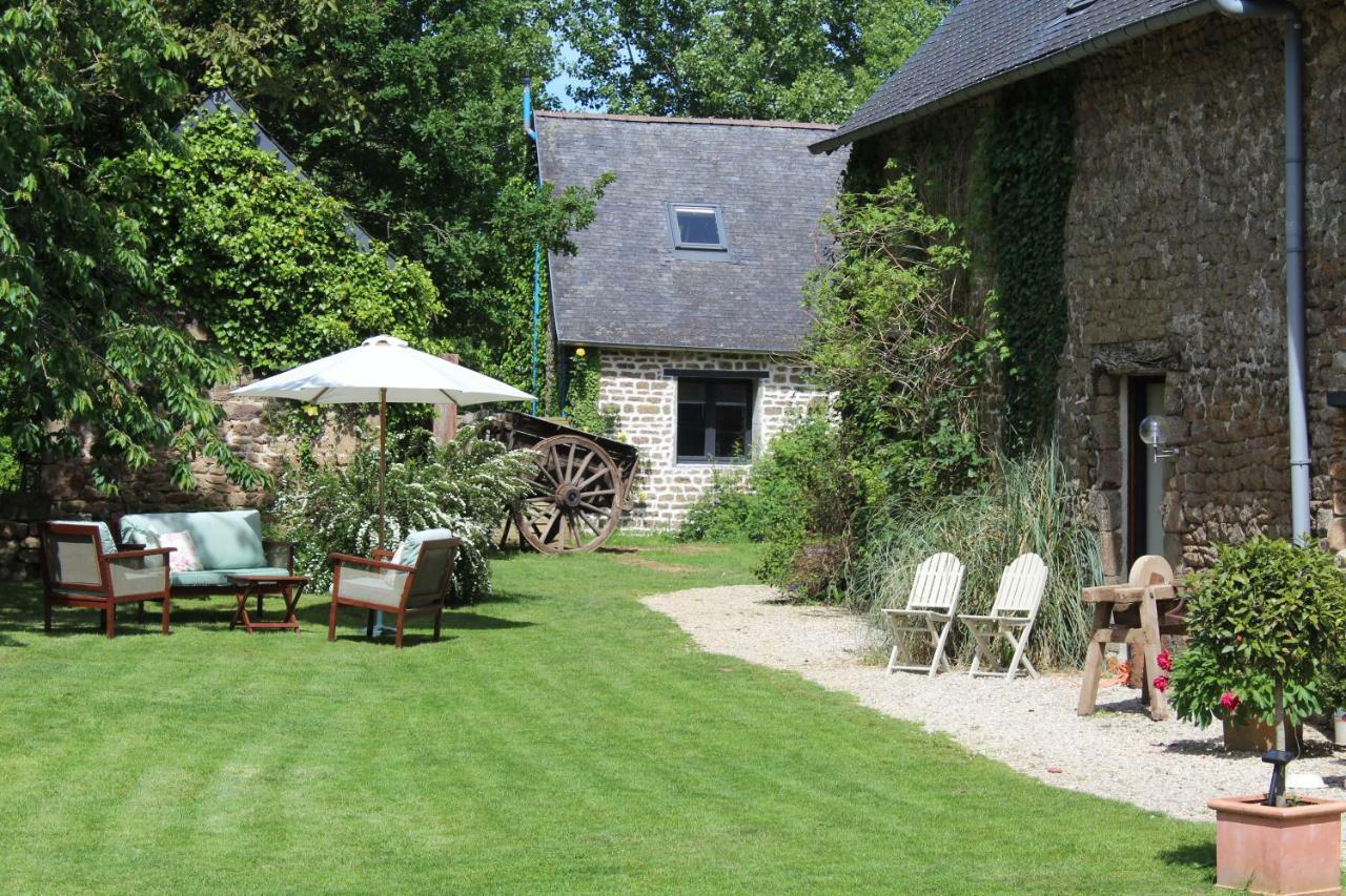 Villa La Petite Jeusseliniere à Larchamp Extérieur photo